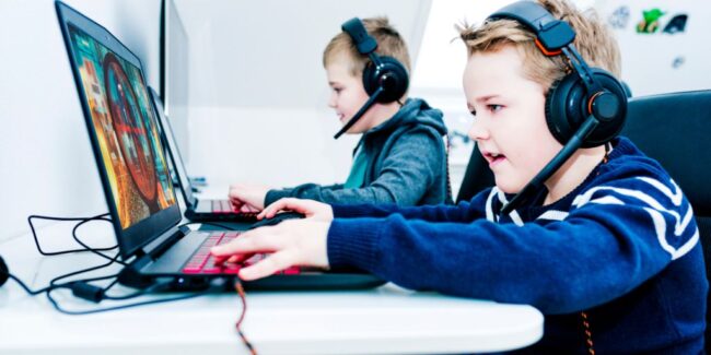 The Best Wireless Gaming Headphones For An Uninterrupted Gaming Experience